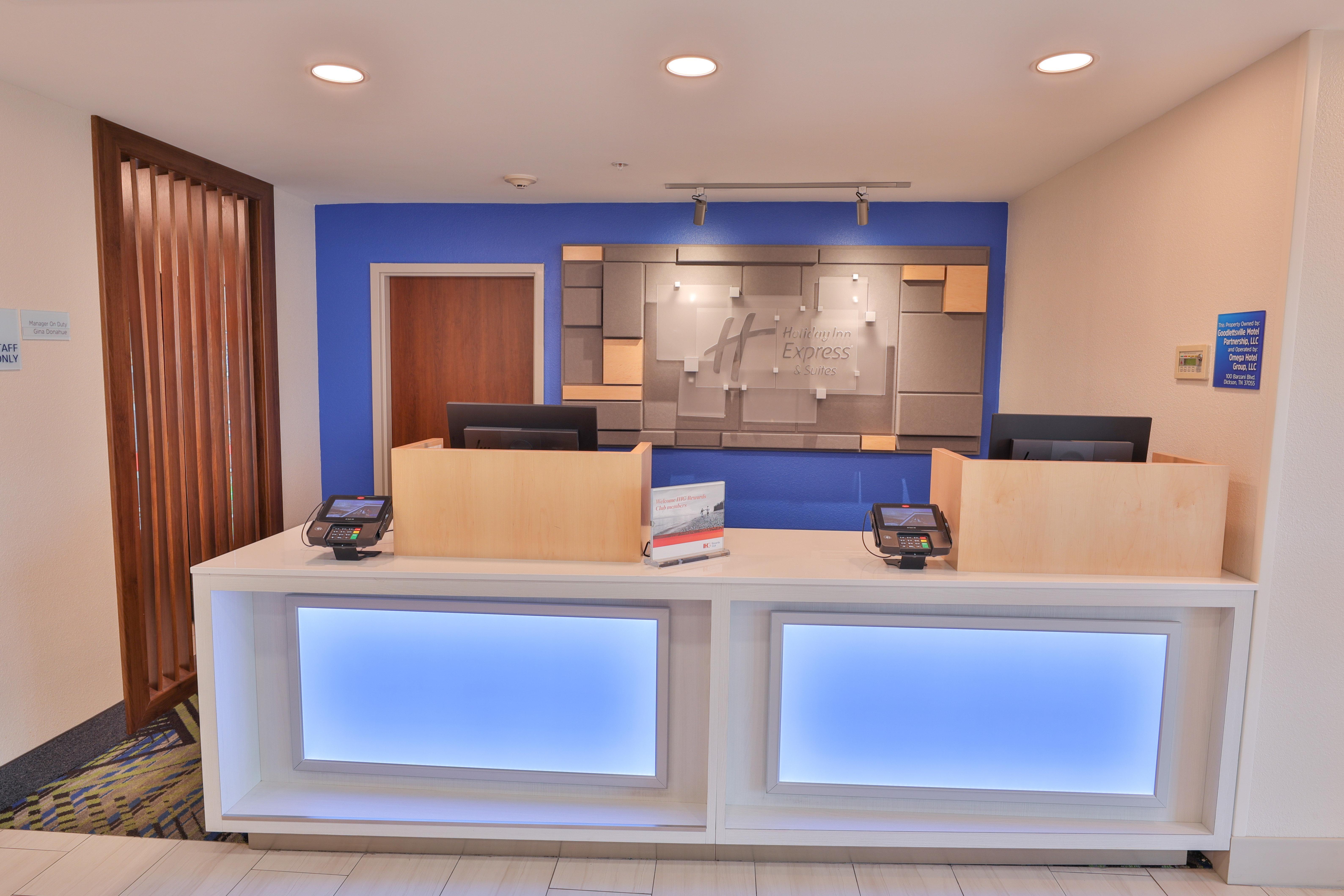 Express & By Ihg 2*