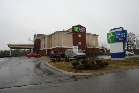 Hotel Express & By Ihg 2*